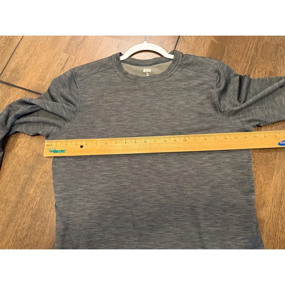 REI Co-op Mens Long Sleeve Performance Shirt Gray Heathered Base Layer Medium - Picture 3 of 6